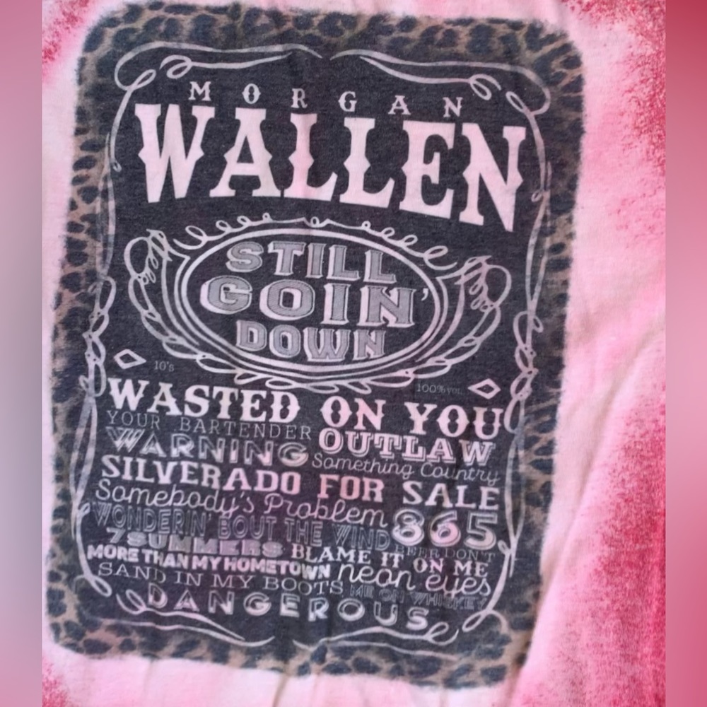 Morgan Wallen  t-shirt women’s tops size large